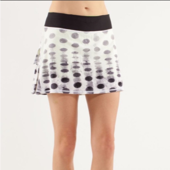 🍁50% Off Sale 🍁 Lululemon Run: Pace Setter Skirt (Regular) - Picture 4 of 15